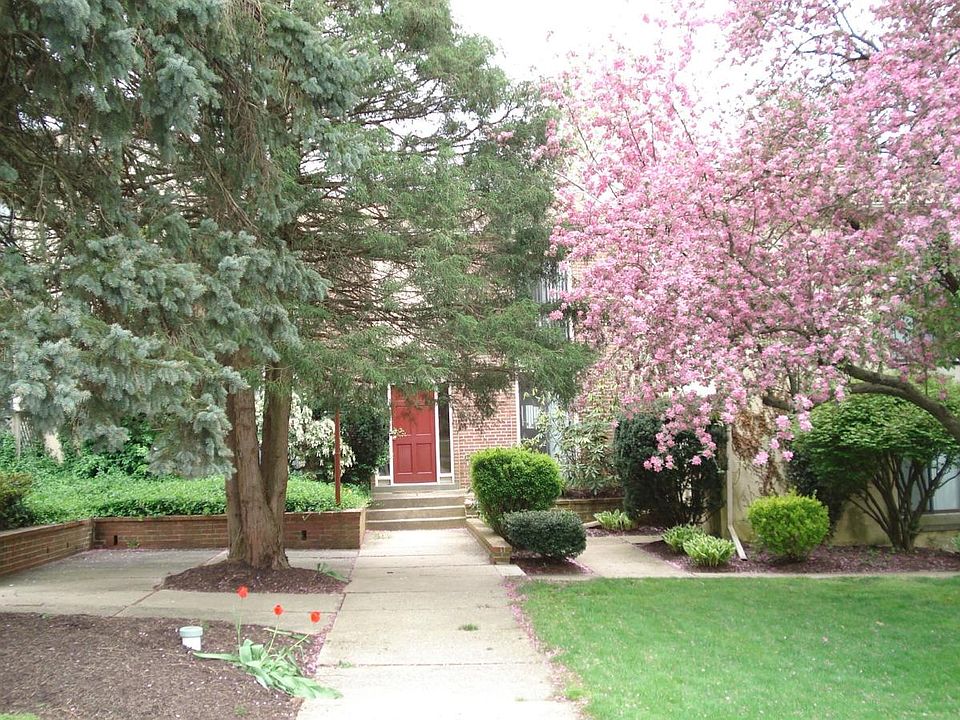 entrance to building