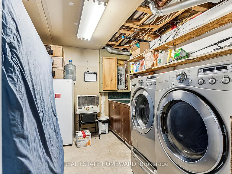 1117 Ashley Ct — Photo 31