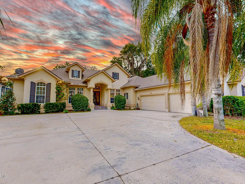5549 Steamboat Rd