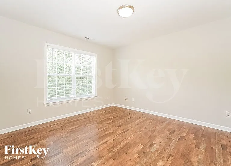 882 Eli Moore Ct — Photo 7
