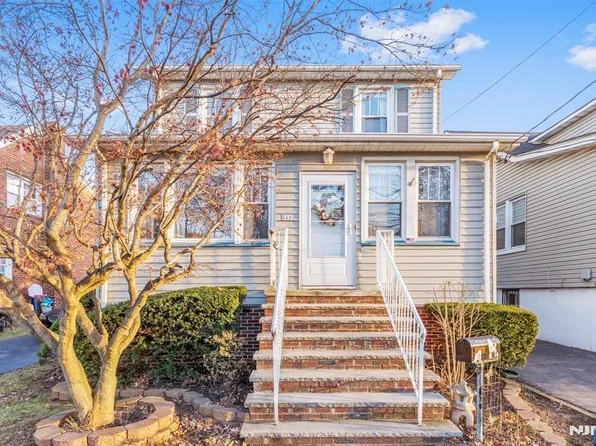 840 Roosevelt Ave, Secaucus, NJ 07094