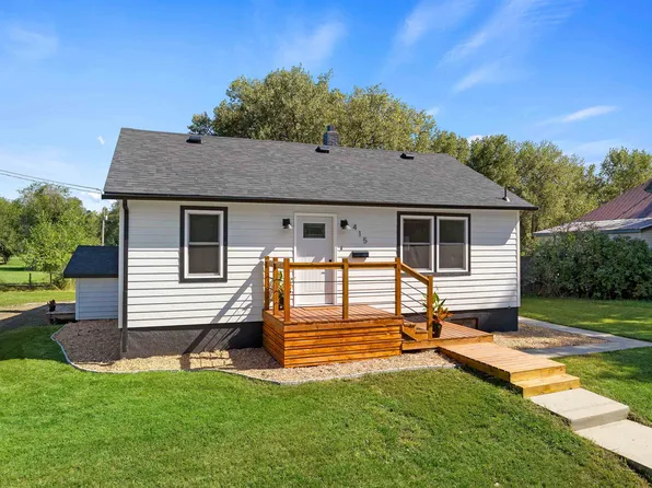415 8th Ave, Belle Fourche, SD 57717
