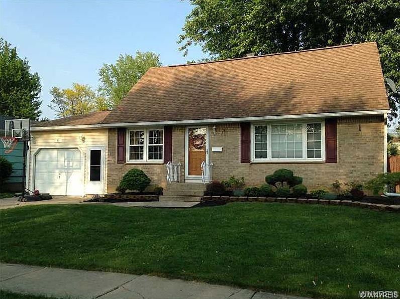 1st image of 51 Louise Dr