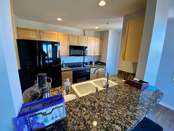 5th image of 300 W 11th Ave Unit 17A