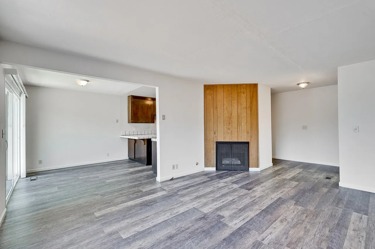 2 bed, 1050 sqft, $2,750 — Photo 2