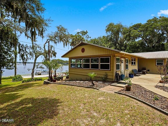 2nd image of 460 Lake Como Dr
