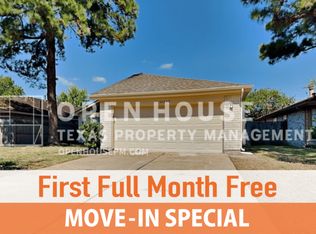 10542 Waving Fields Dr, Houston, TX 77064