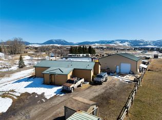 5 Rabel Ln, Gallatin Gateway, MT 59730