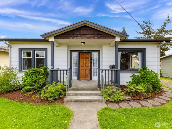 2304 F Street, Bellingham, WA 98225