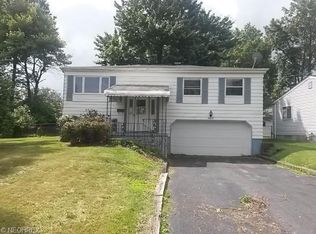 4677 Burkey Rd, Youngstown, OH 44515