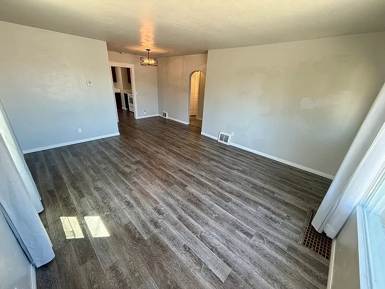 2374 Appleside Blvd — Photo 10