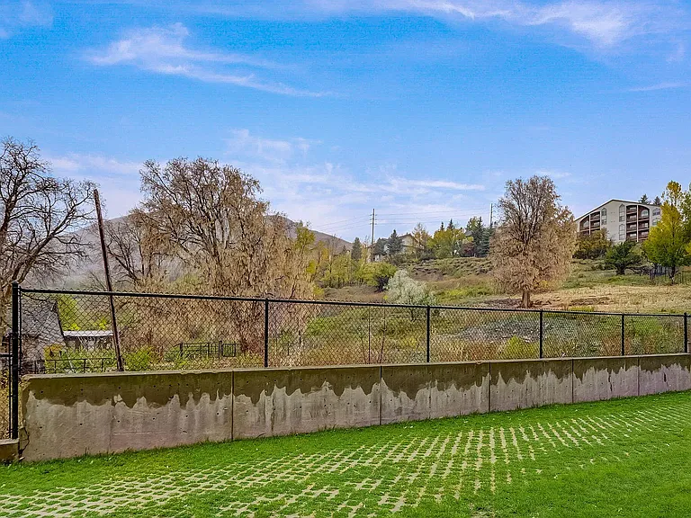 840 Bigler Ln #1015 — Photo 32