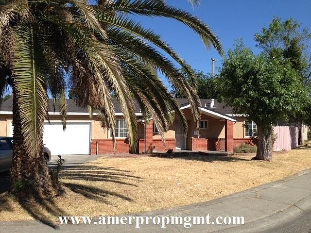1st image of 3017 Ponderosa Ln