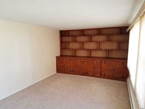 5th image of 1 Elvira Ct