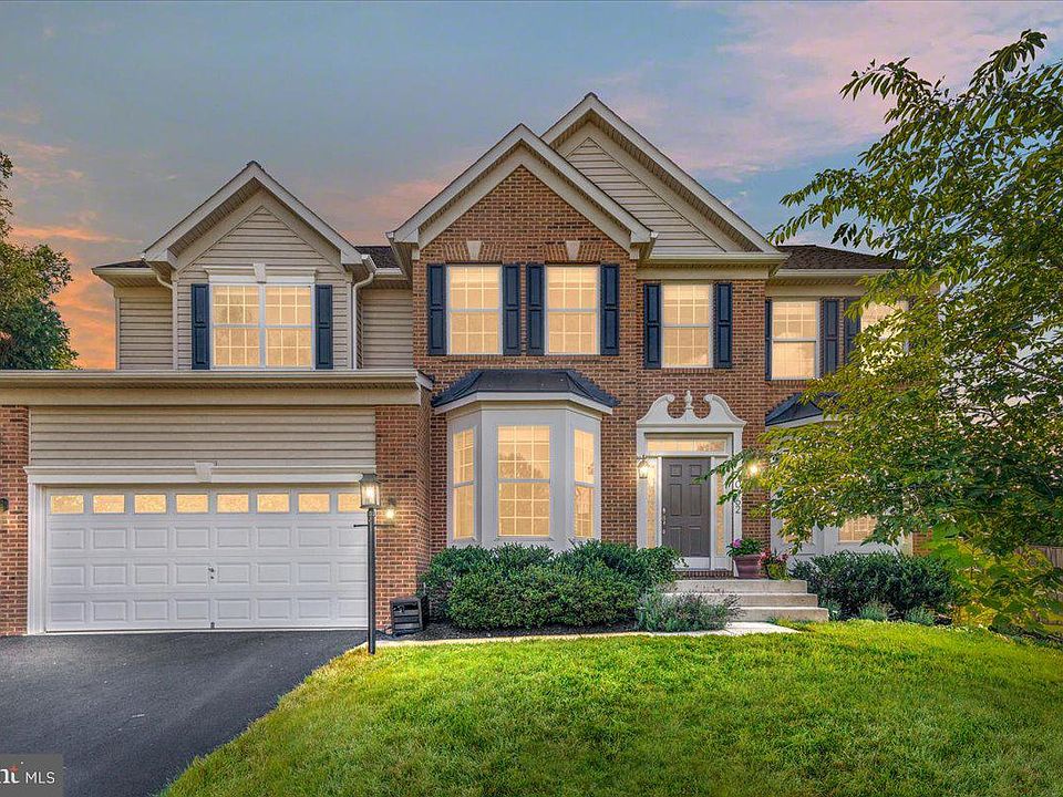 1st image of 10262 Whistling Wind Ct