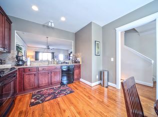 911 White Point Dr, Huntersville, NC 28078