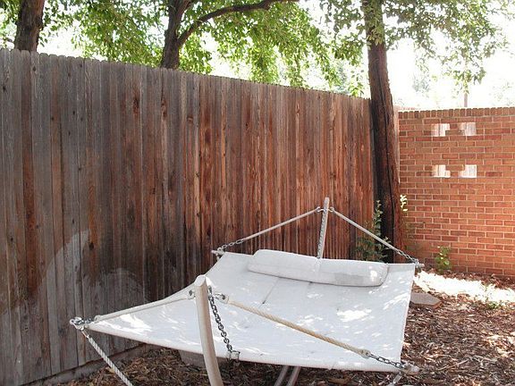 5th image of 2133 E Dartmouth Ave