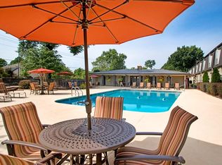 606 Chateau Dr SW APT E, Huntsville, AL 35801