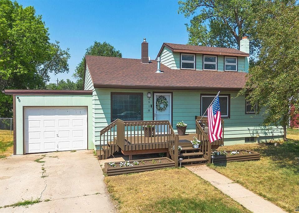 1st image of 3518 Brookside Dr