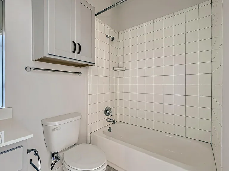 1408 Waterloo Shore Ln #7 — Photo 13