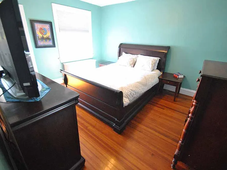 2923 Grayland Ave — Photo 17