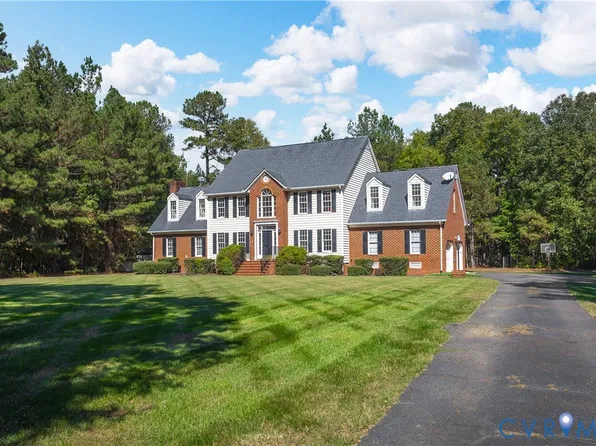 11400 County Dr, Disputanta, VA 23842