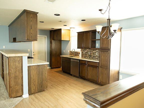4th image of 2623 S Silvervale Street