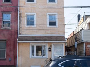 808 Gaul St, Philadelphia, PA 19125