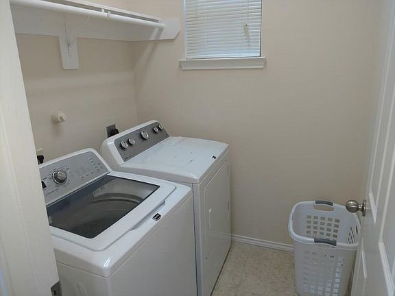 5th image of 16622 Hodgefield Ln