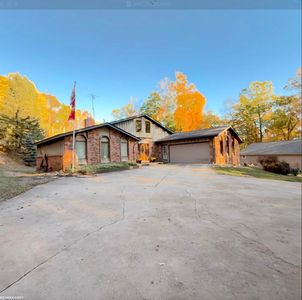 1185 Barr Rd, Oxford, MI, 48370