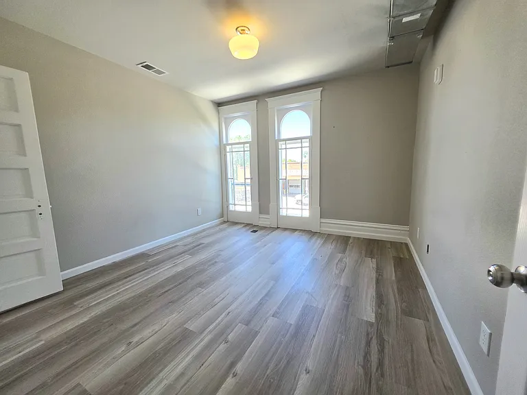 200 Colorado Ave #1/2 — Photo 12