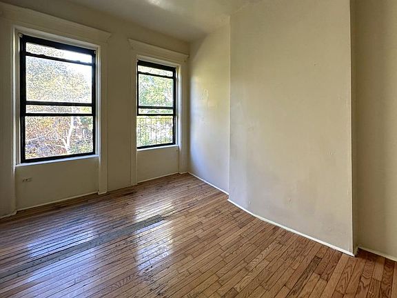 4th image of 1329 Fulton St #3