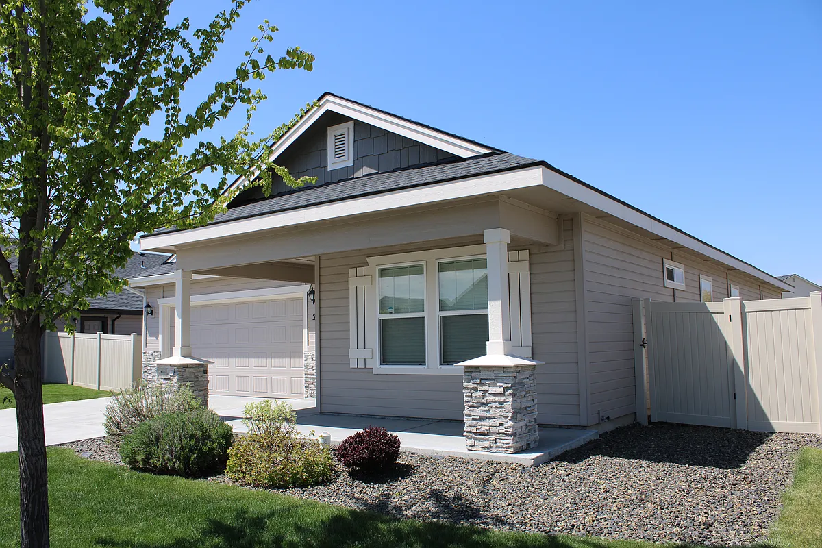 Building Photo - 2821 N Rapid Creek Way