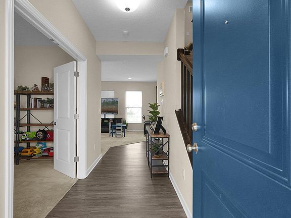 4th image of 119 Bluestem Ln