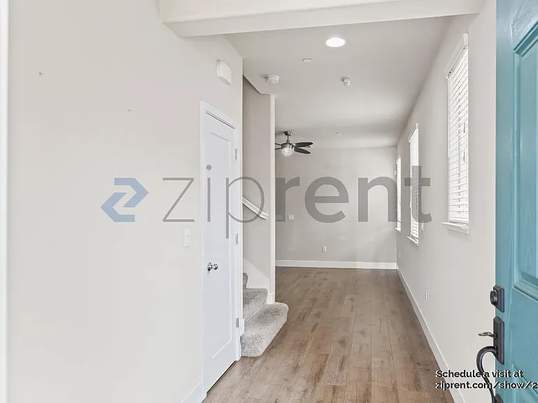 3786 Vine St — Photo 4