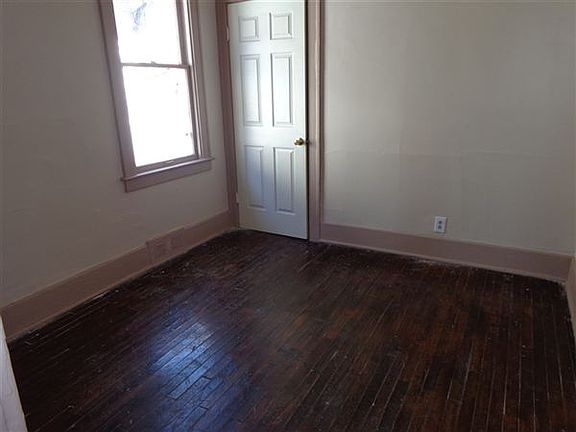 4260 Maryland bed (2)