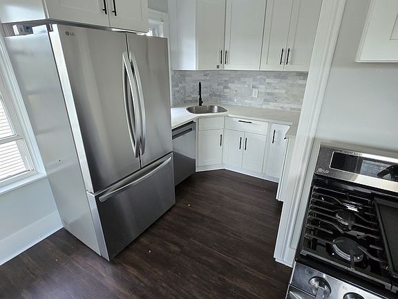 4th image of 25 Brighton St #3
