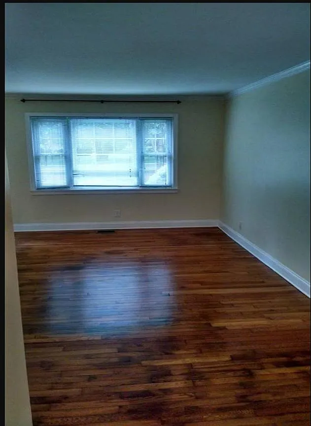 2 bed, 850 sqft, $1,975 — Photo 4