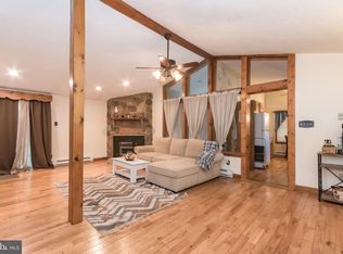 128 Pot Luck Rd, Hedgesville, WV 25427