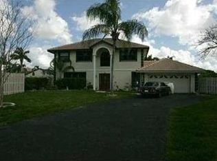 14401 Greenbriar Mnr, Davie, FL 33325