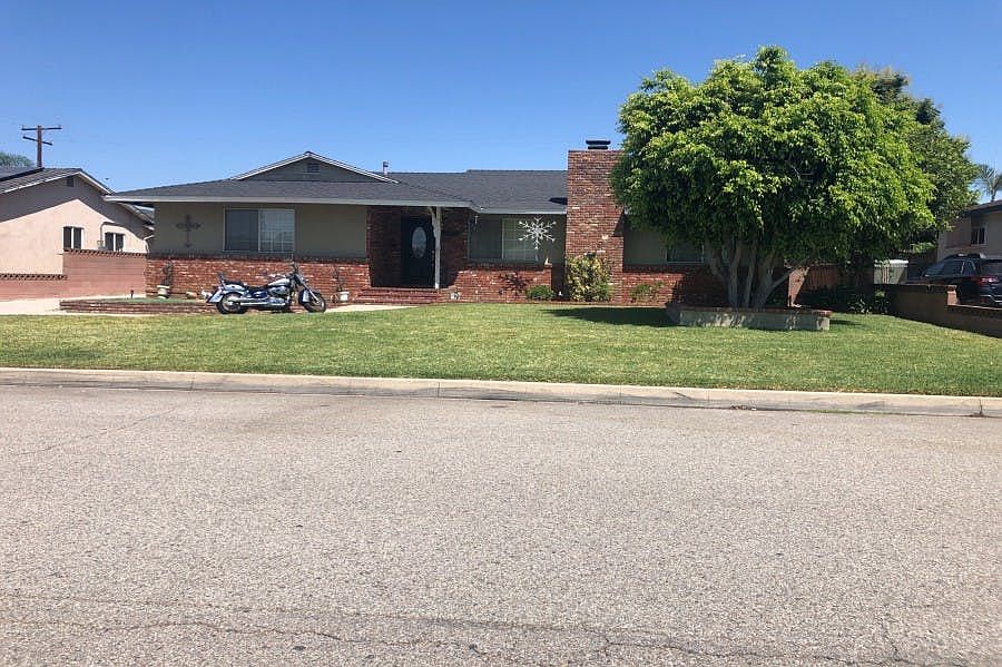 1st image of 1509 E Thelborn St