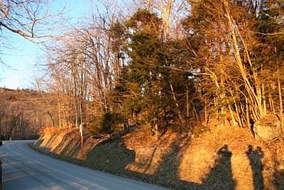 2nd image of 140 N West Ridge Rd
