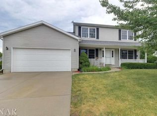 607 Shannon Dr, Heyworth, IL 61745