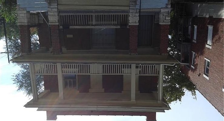 1st image of 2805 E 9th St