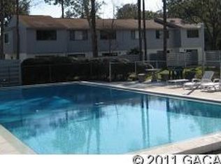 3600 SW 19th Ave APT 28C, Gainesville, FL 32607