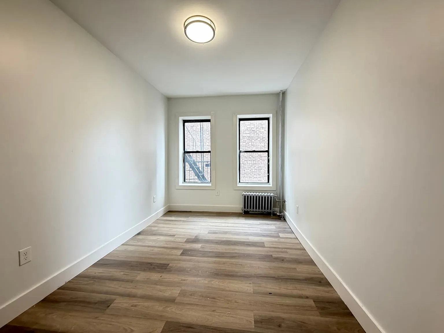 158 Bergen Ave — Photo 3