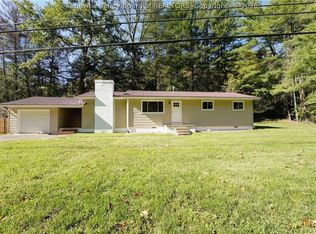 303 Rocky Step Rd, Scott Depot, WV
