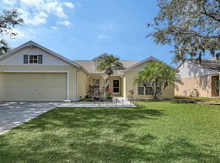 406 116th St E, Bradenton, FL 34212