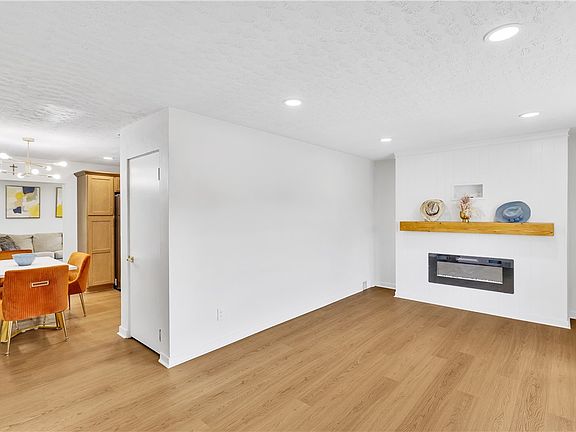 5th image of 507 Edgehill Dr