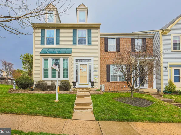 8818 Dove Dr, Perry Hall, MD 21128